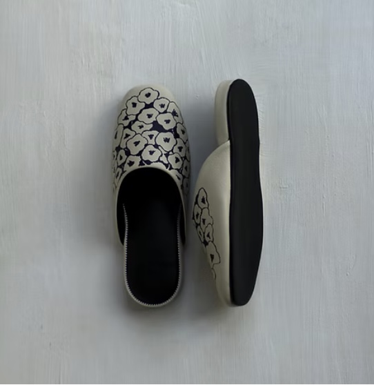 PANTOUFLE　LÄTTA IVORY/BLACK　Lサイズ