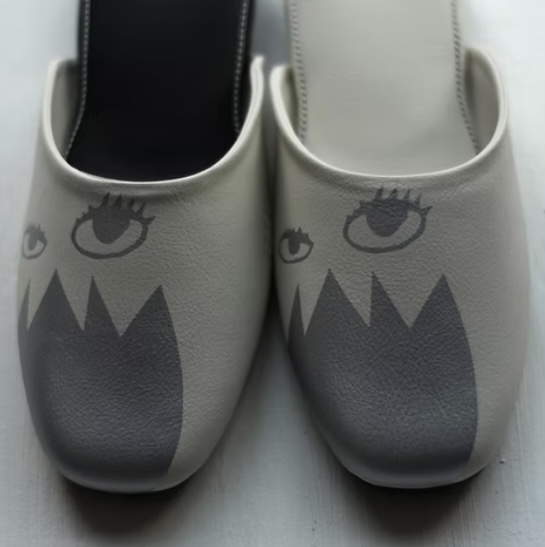 PANTOUFLE　顔　IVORY/BLACK　Lサイズ