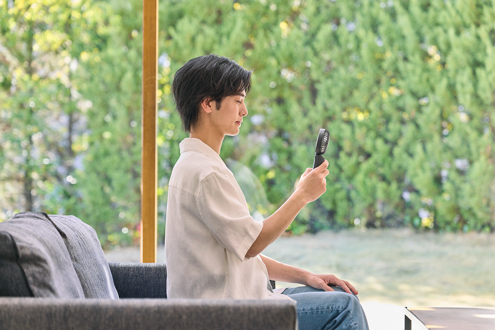 Silky Wind Mobile 4　ダークグレー
