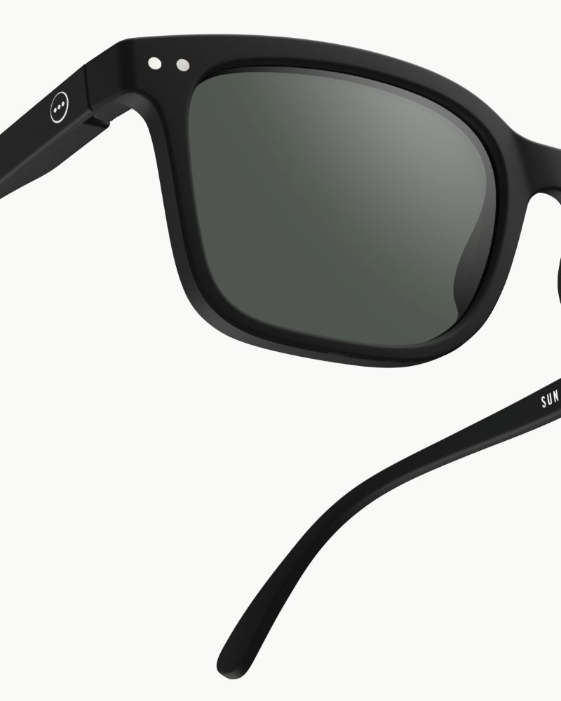 【箱付き】IZIPIZI　SUN #L Black