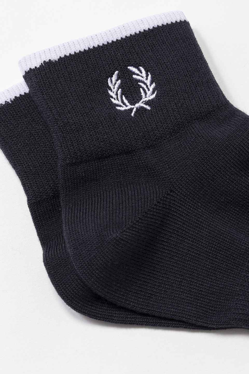 FRED PERRY Single Tipped Short Socks F20009　238：NAVY