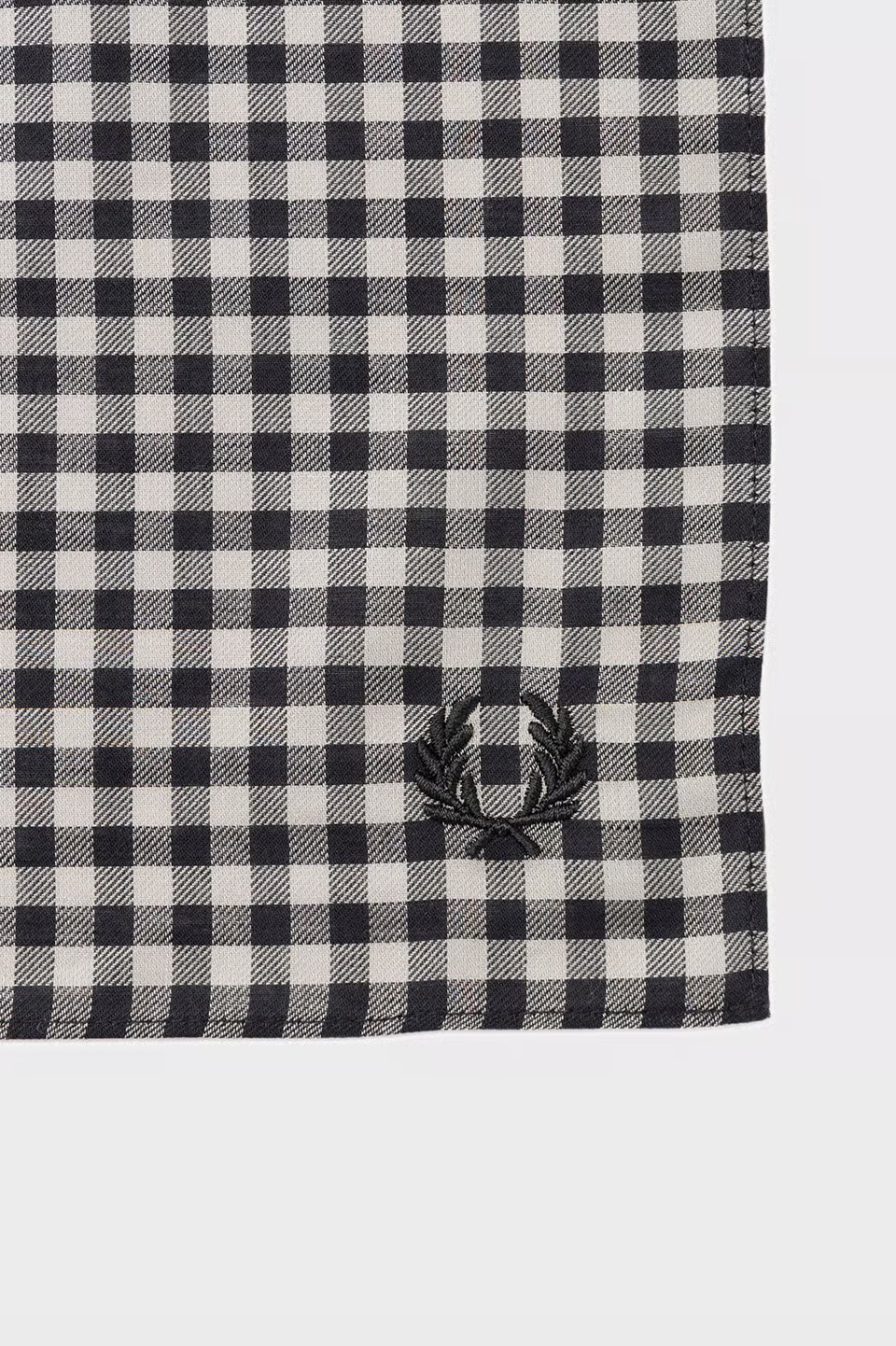 FRED PERRY　Handkerchief F20007　M37：SEAGRASS
