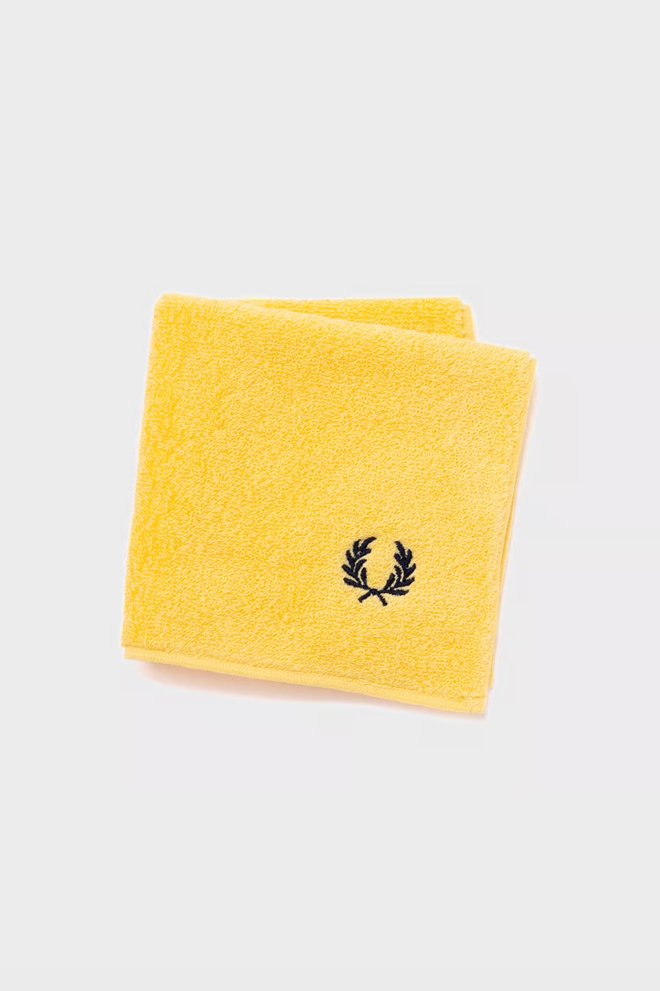 FRED PERRY　Towel Handkerchief F20008　06B：LEMON BARLEY / TENNIS BLUE