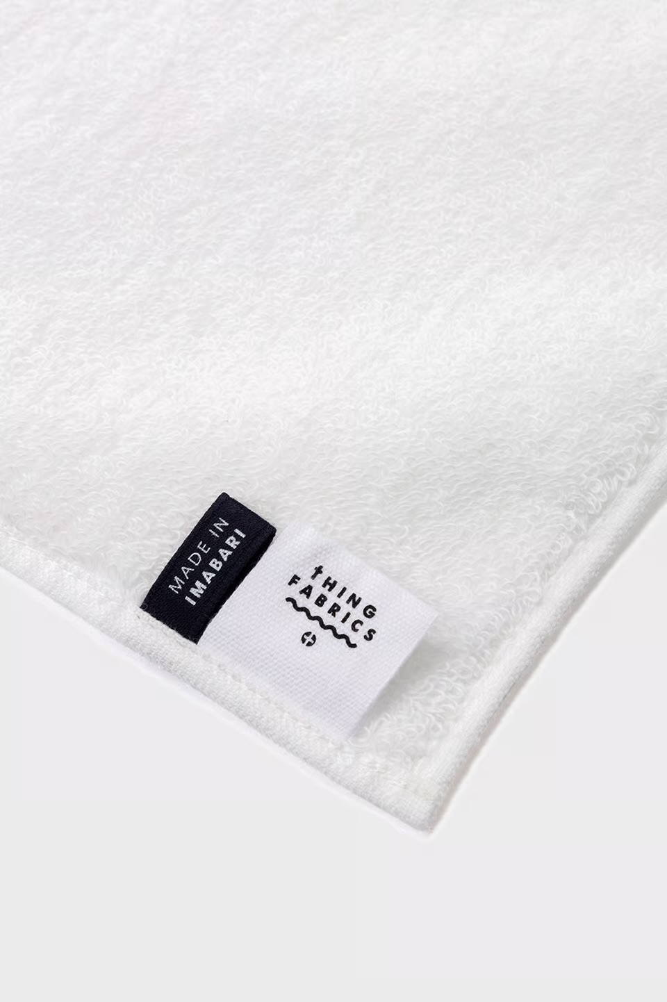 FRED PERRY　Towel Handkerchief F20008　100：SNOW WHITE