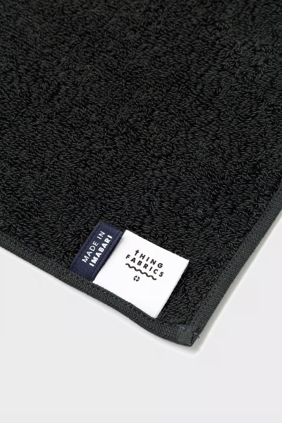 FRED PERRY Towel Handkerchief F20008 T50:NIGHT GREEN / SNOW WHITE