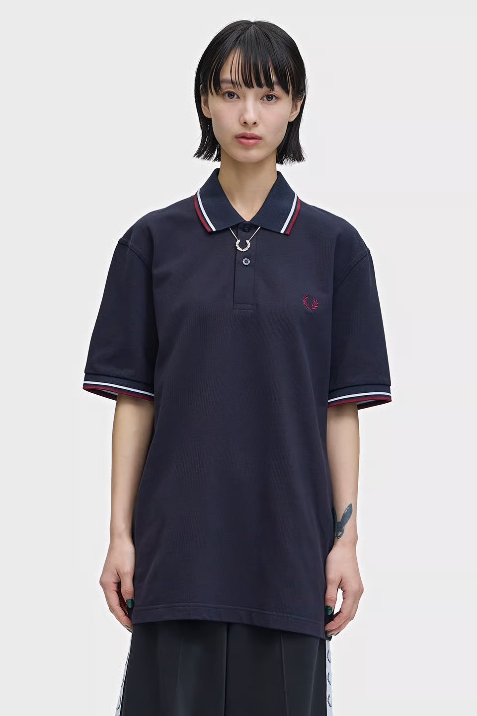 MENS/UNISEX　The Fred Perry Shirt - M12　37B：NAVY / WHITE / MAROON