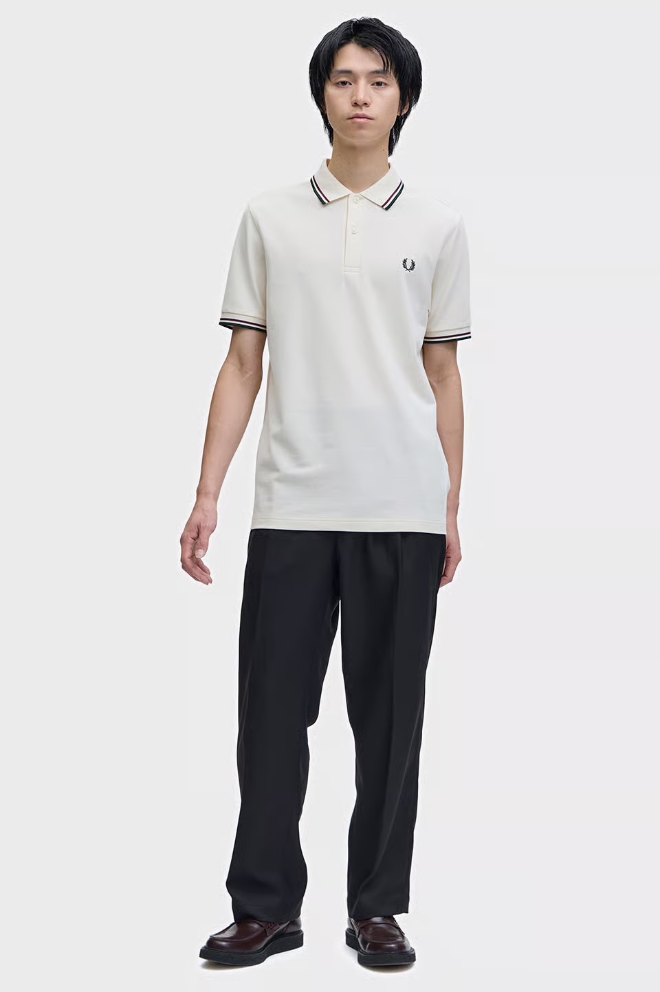 MENS/UNISEX　The Fred Perry Shirt - M3600 　84A：ECRU / OX BLOOD / GRASSROOT　Mサイズ