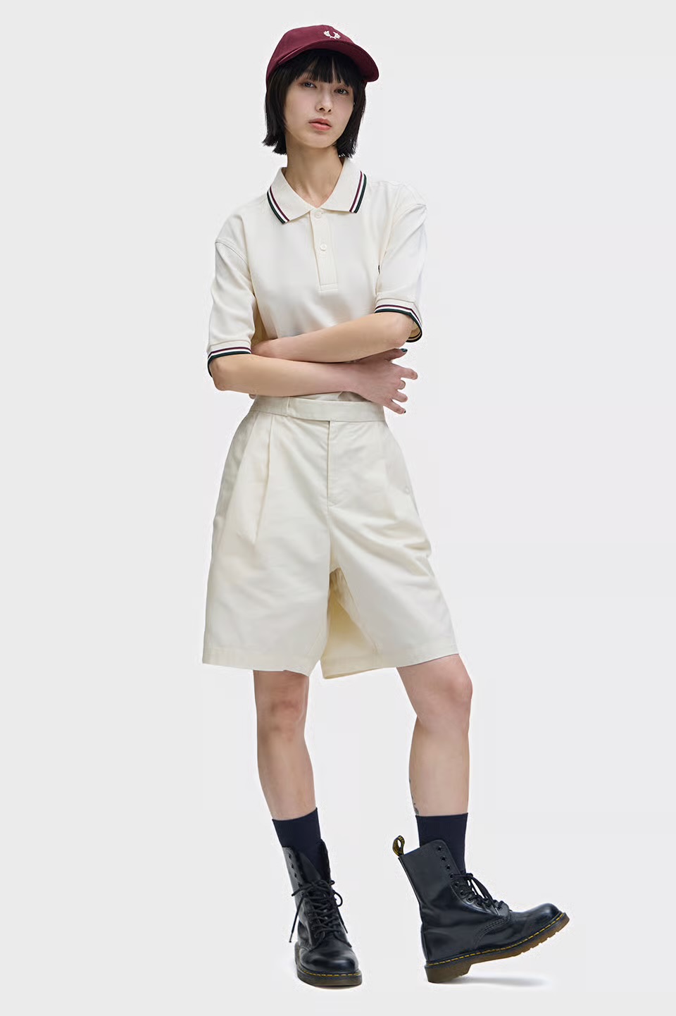 MENS/UNISEX　The Fred Perry Shirt - M3600 　84A：ECRU / OX BLOOD / GRASSROOT　Mサイズ