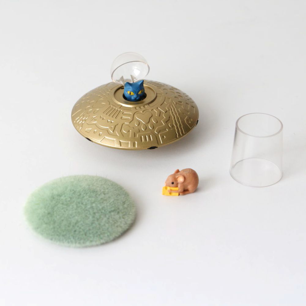 【箱付き】Toy & Book "UFO Cat Invasion"