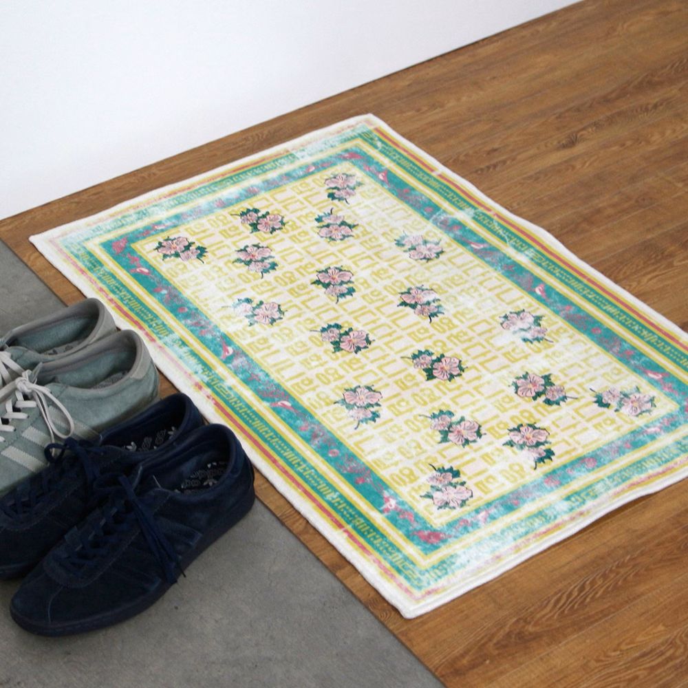 Washable Rug "Hibiscus Syriacus / Cream"