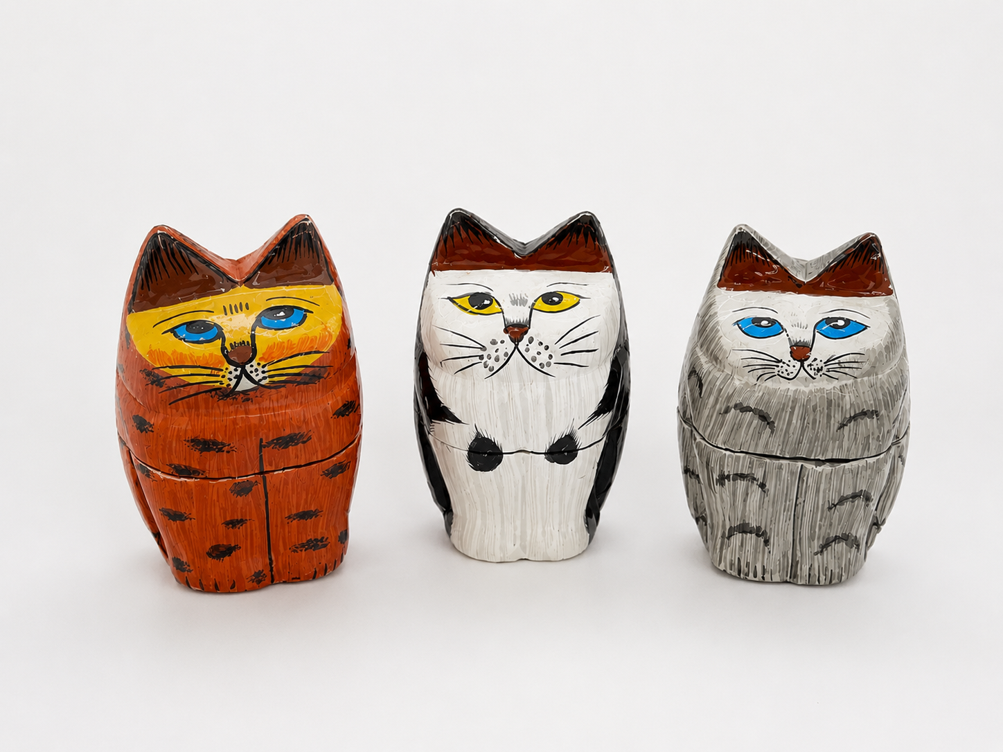 Papier Mache Standing Cat "Black"パピエ マシェ スタンディング キャット "ブラック"